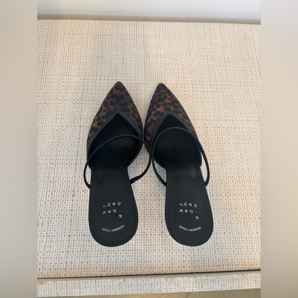 A New Day Sonia Heels - Picture 2 of 5